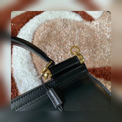 Anum Bags - High-Quality Designer Products for You - AFFORDABLE LUXURY BAGS - 18418