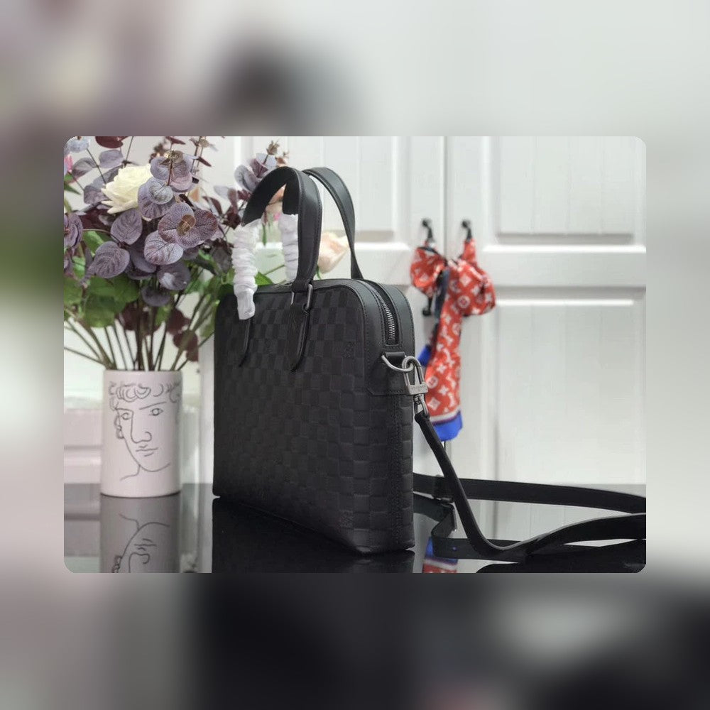 Anum Bags Detail