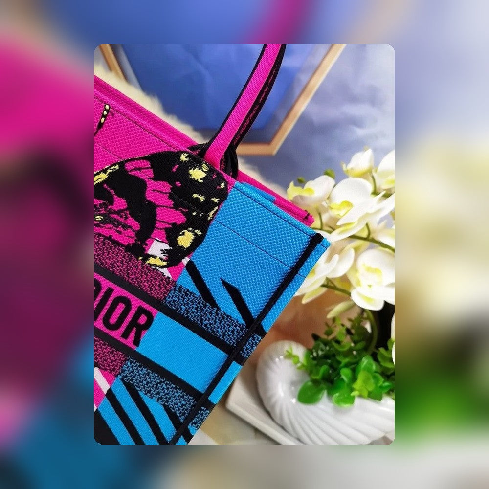 Anum Bags Detail