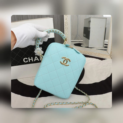 Anum Bags Detail