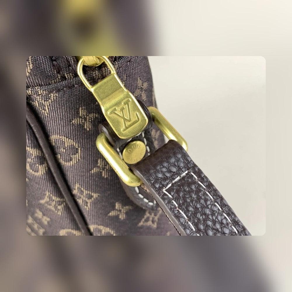 Anum Bags ln Luxury Bag --56473