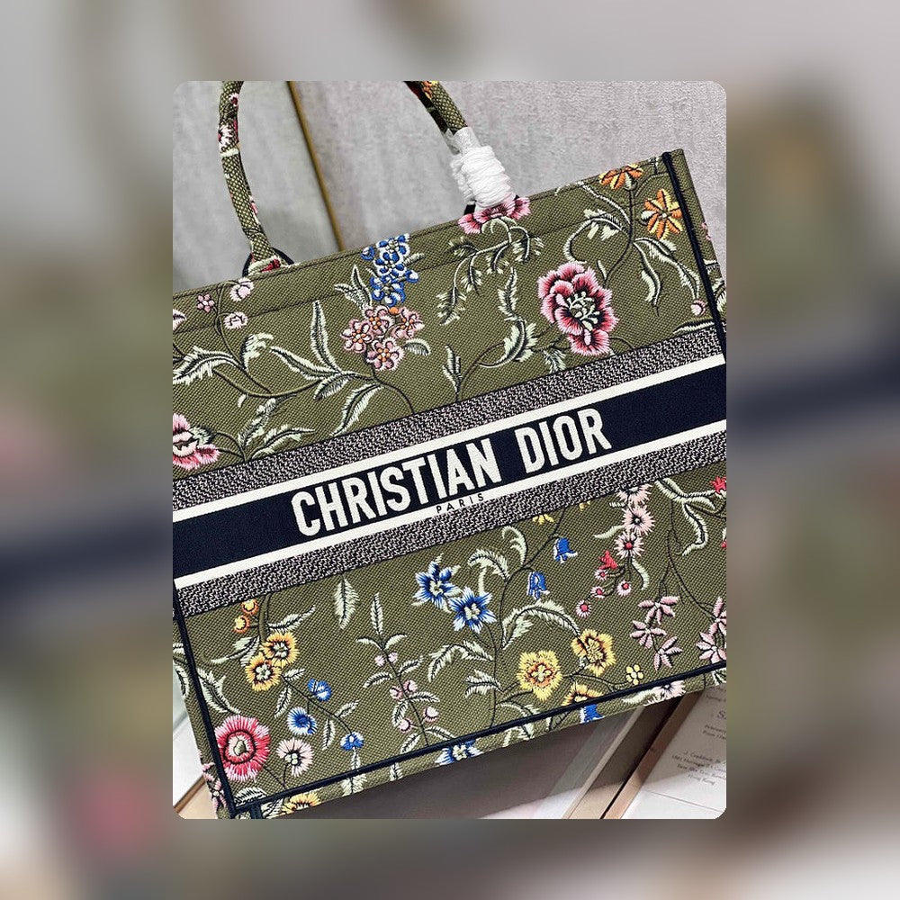 Anum Bags Detail