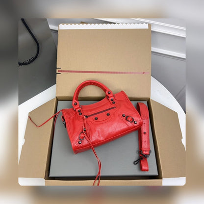new-luxury-designer-bags-nm24037