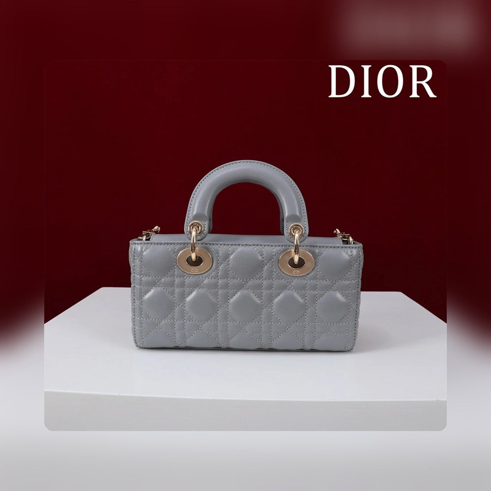 Anum Bags - Premium Luxury Goods and Accessories - AFFORDABLE LUXURY BAGS - 18925