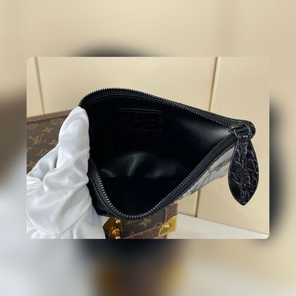 Anum Bags ln Luxury Bag --56011