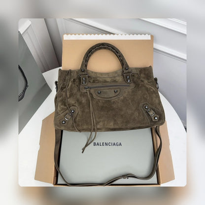 new-designer-premium-bags-nm24013
