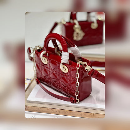 Anum Bags Detail