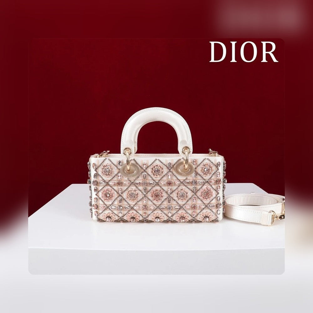 Anum Bags - Best High-End Brands in One Place - AFFORDABLE LUXURY BAGS - 18980