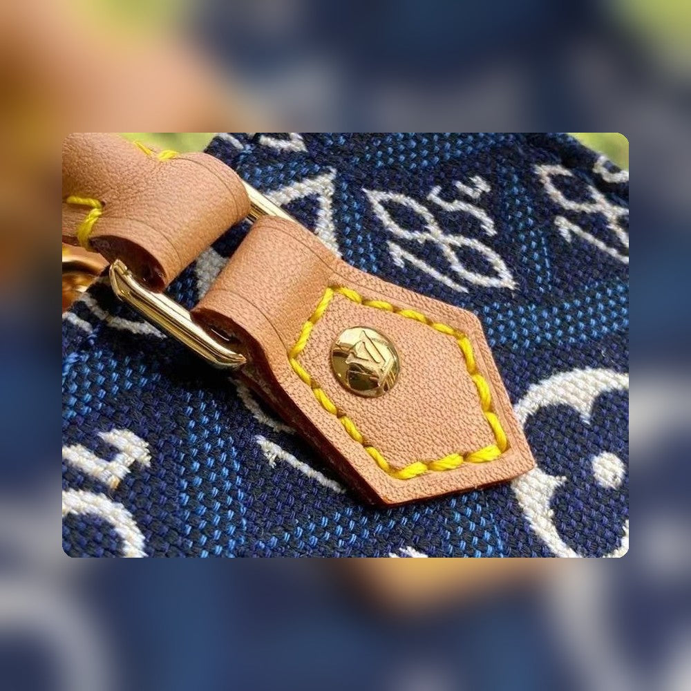 Anum Bags Detail