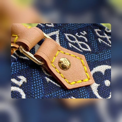 Anum Bags Detail