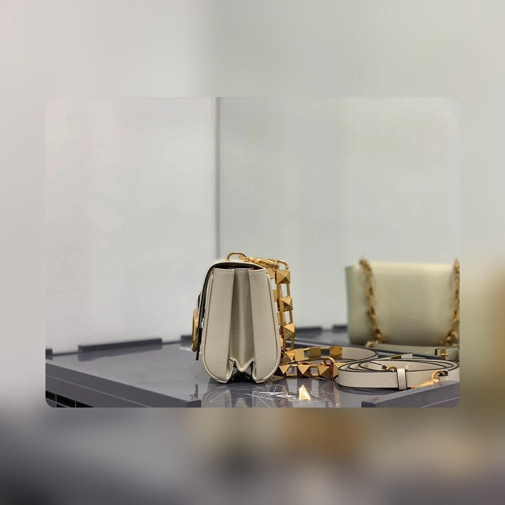 Anum Bags - High-Quality Designer Products for You - AFFORDABLE LUXURY BAGS - 14430