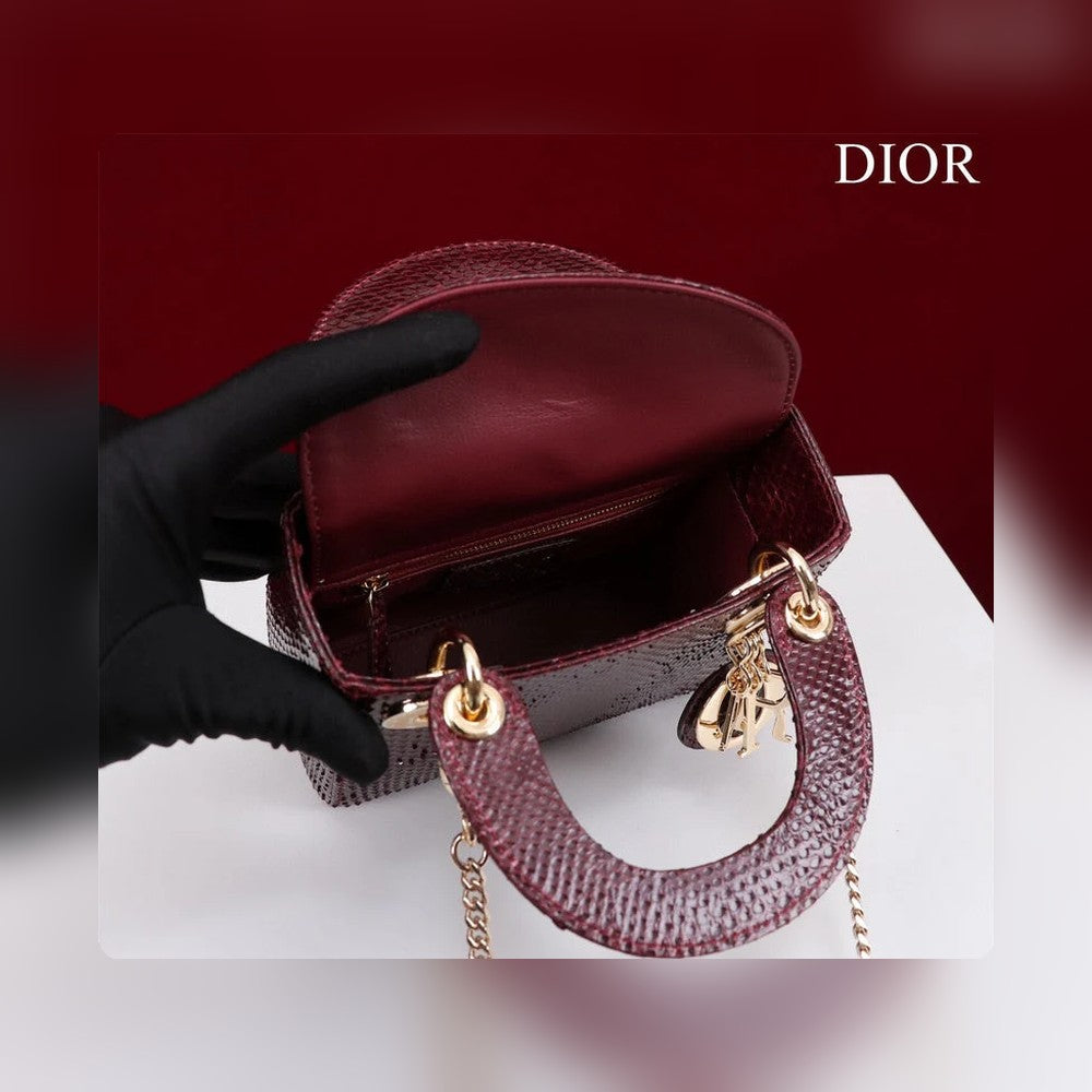 Anum Bags Detail