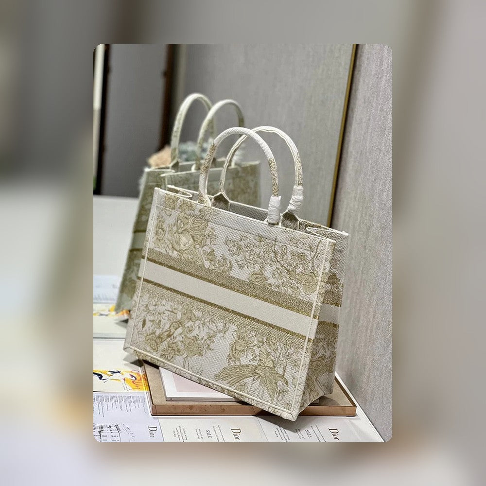 Anum Bags Detail
