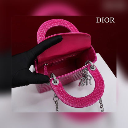 Anum Bags Detail