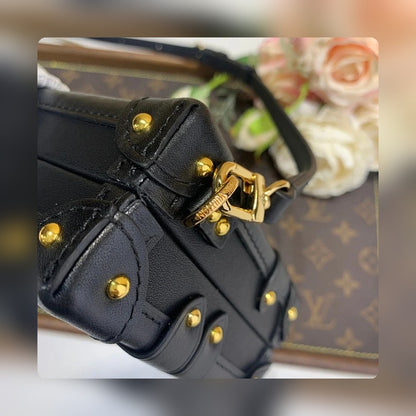 Anum Bags ln Luxury Bag --57915