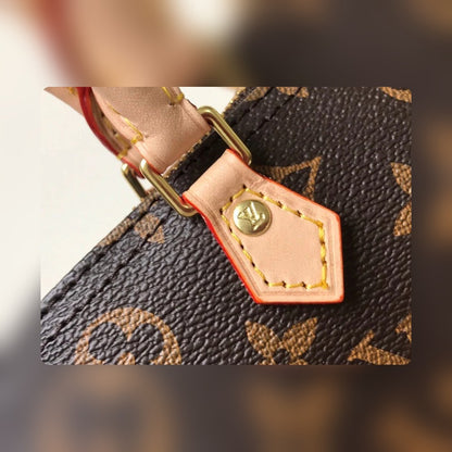 Anum Bags Detail