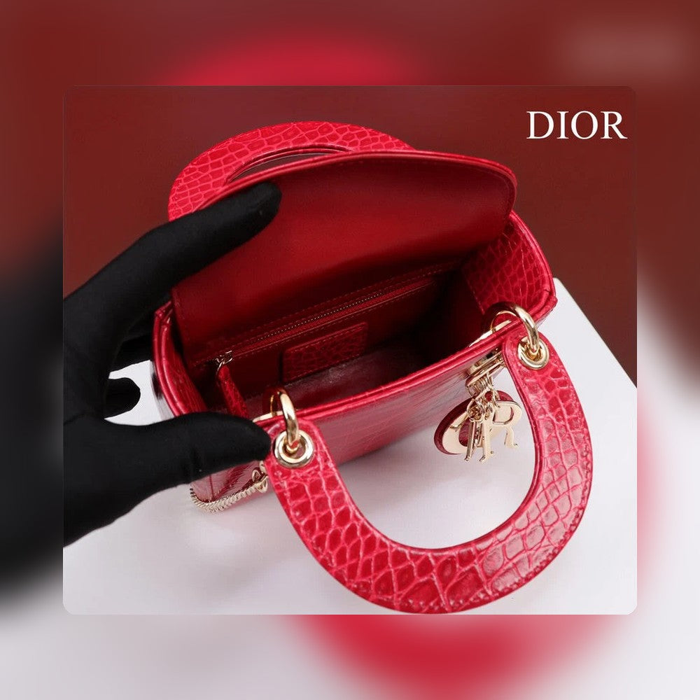 Anum Bags Detail