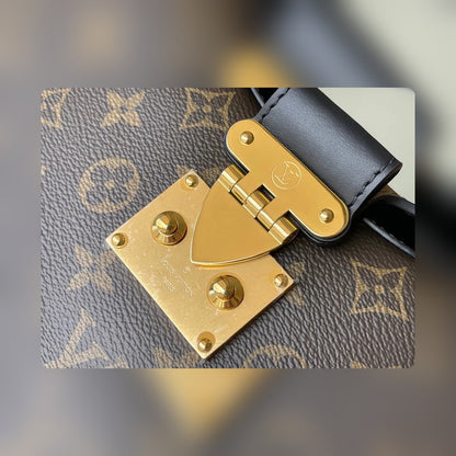 Anum Bags Detail