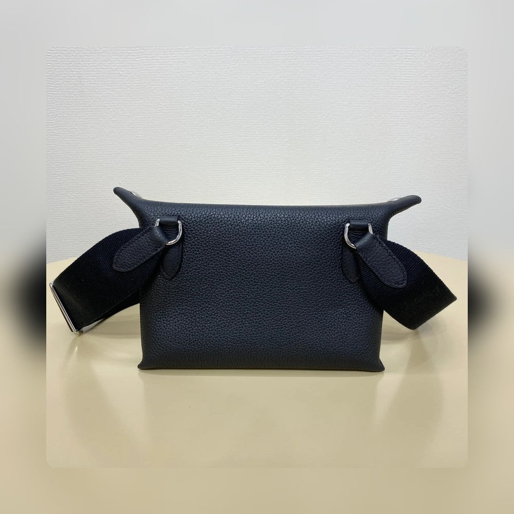 new-luxury-designer-bags-nm23080