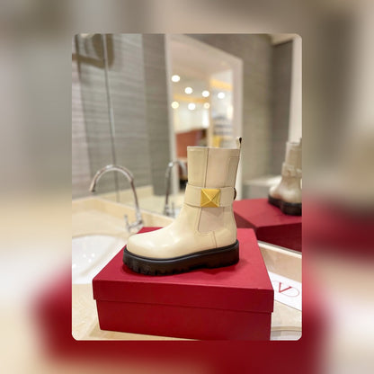 nmb GARAVANI ONE STUD BEATLE BOOT IN CALFSKIN LIGHT IVORY 2W2S0FY1KUM I16