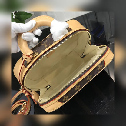 Anum Bags - High-Quality Designer Products for You - AFFORDABLE LUXURY BAGS - 3815