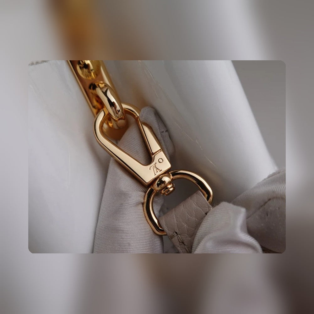 Anum Bags - High-Quality Designer Products for You - AFFORDABLE LUXURY BAGS - 16186