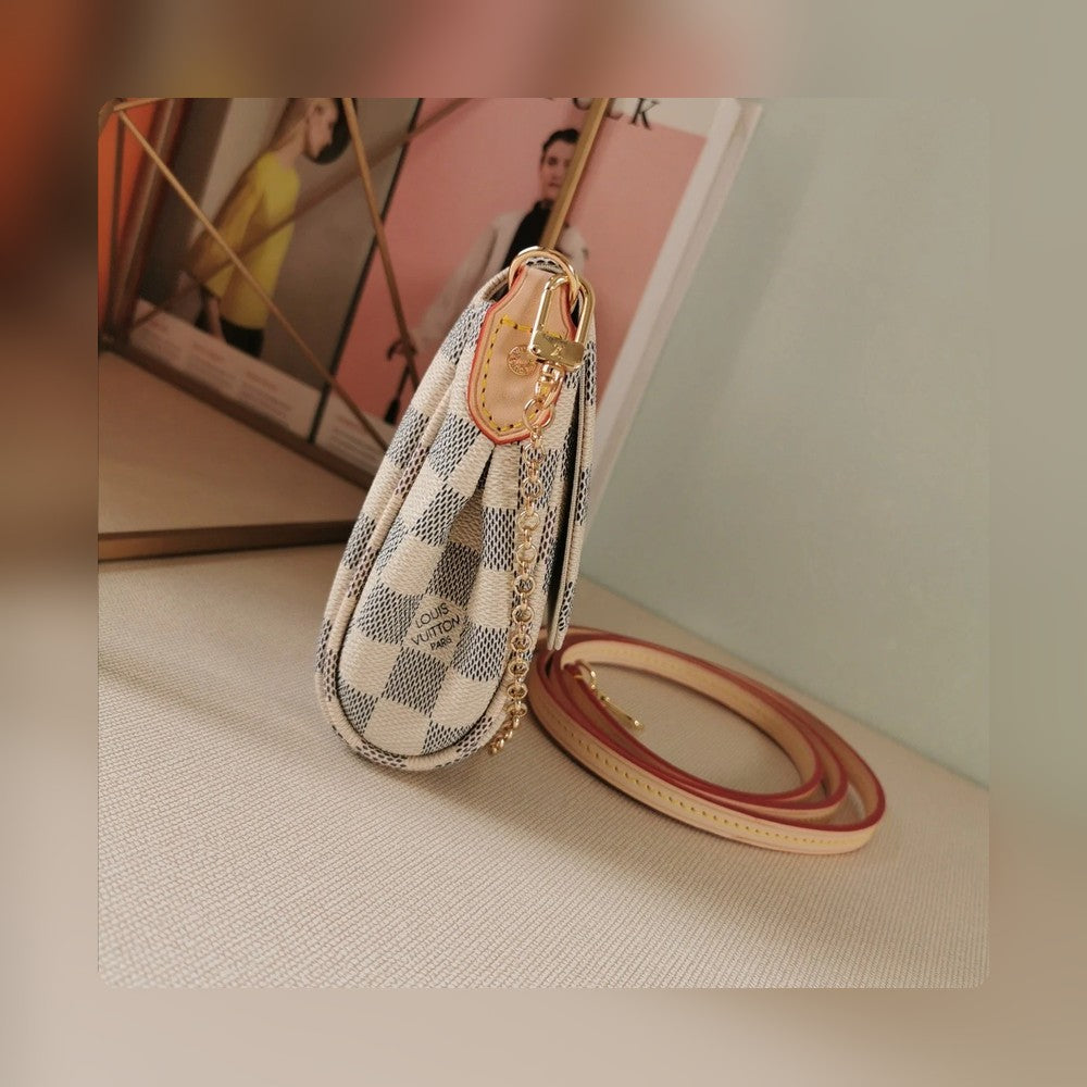 Anum Bags Detail