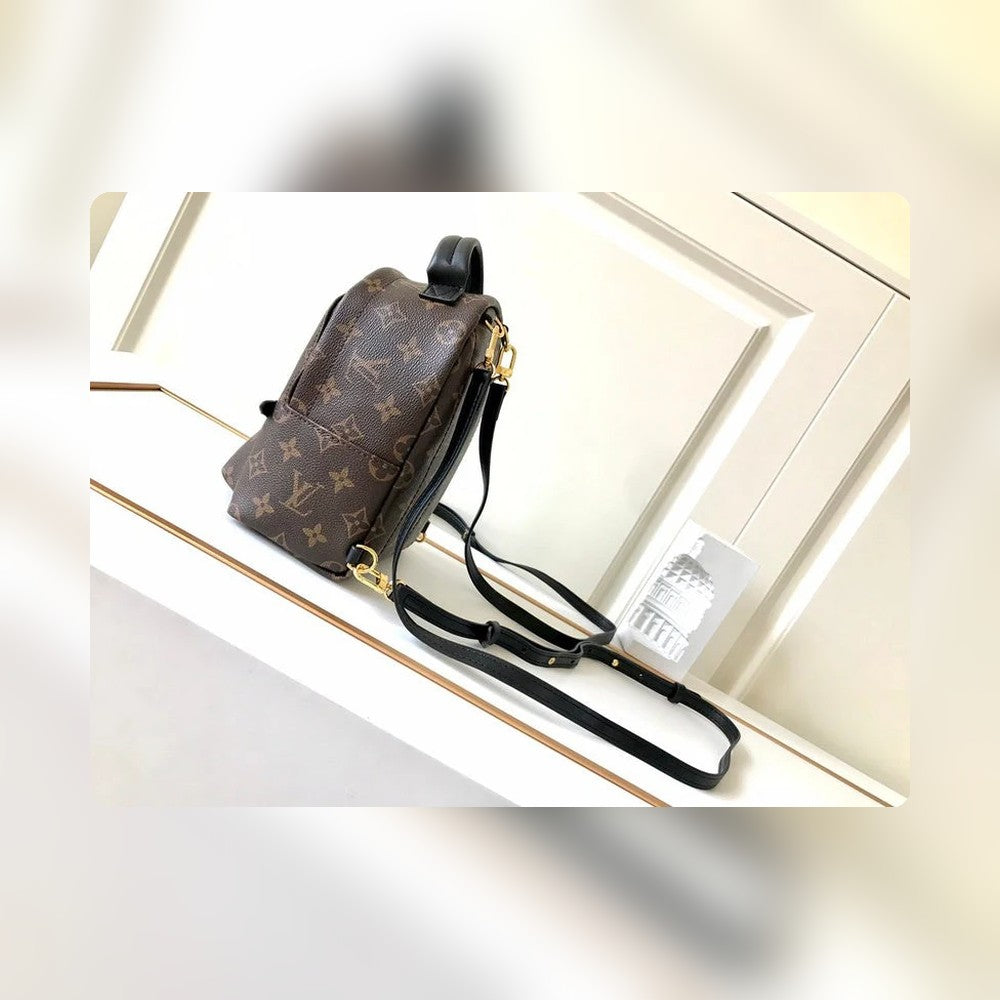 Anum Bags Detail