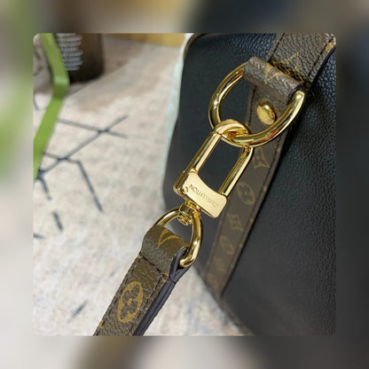 Anum Bags ln Luxury Bag --58151