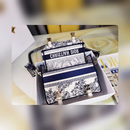 Anum Bags Detail