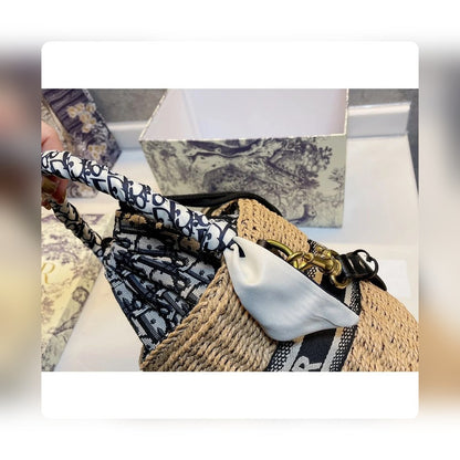 Anum Bags Detail