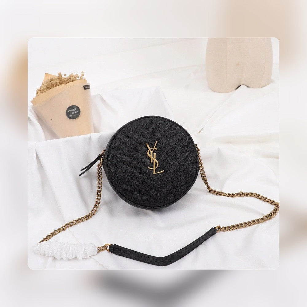 Anum Bags Detail