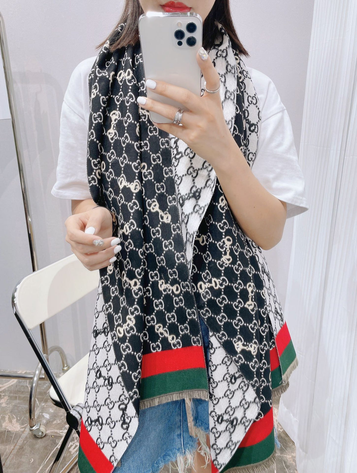 Anum Bags Detail