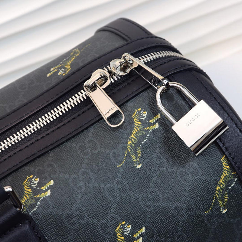Anum Bags Detail