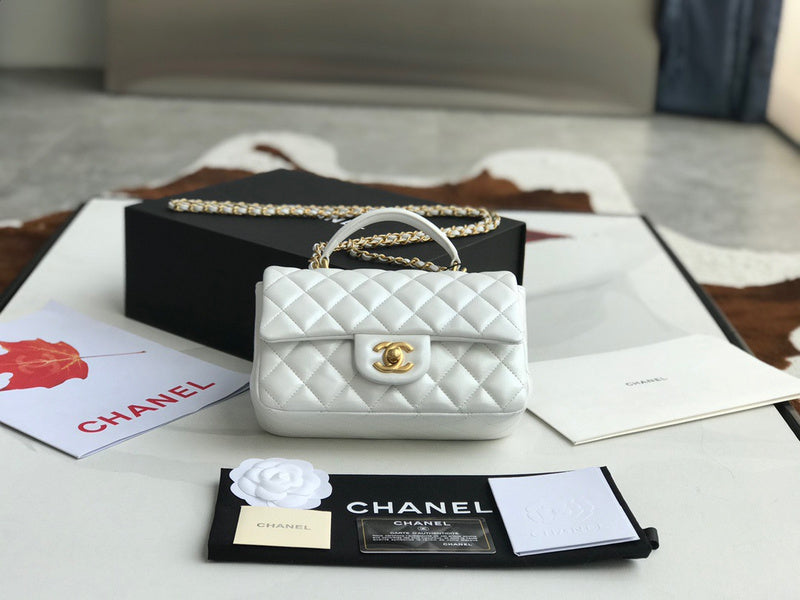 Anum Bags Detail
