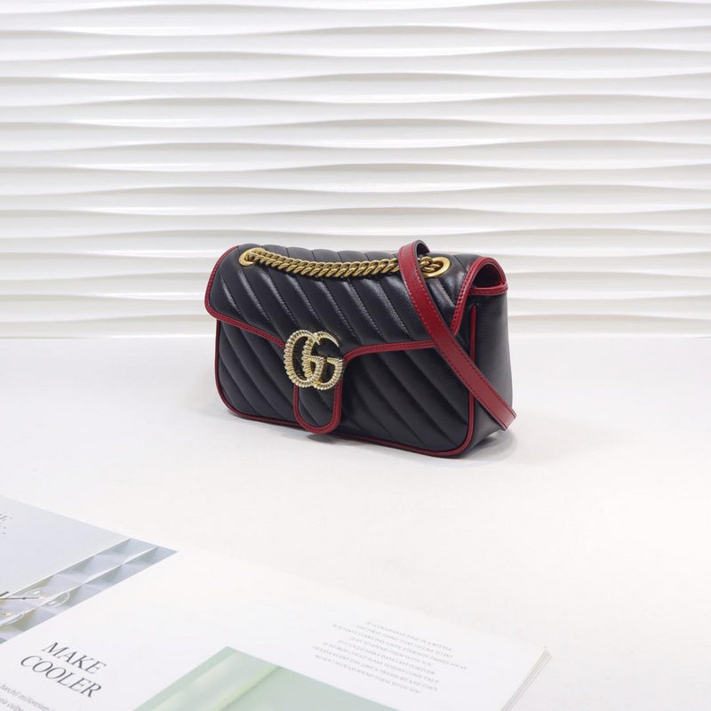 Anum Bags Detail