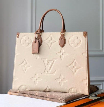 Anum Bags Detail