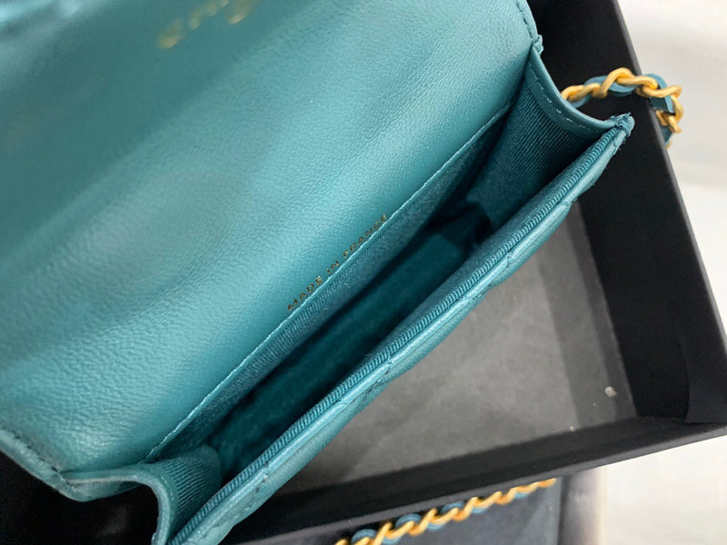 Anum Bags Detail