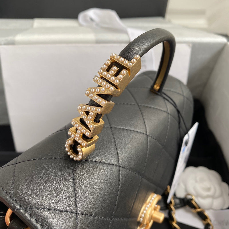 Anum Bags Detail