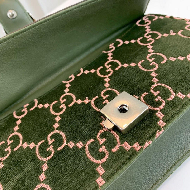 Anum Bags Detail