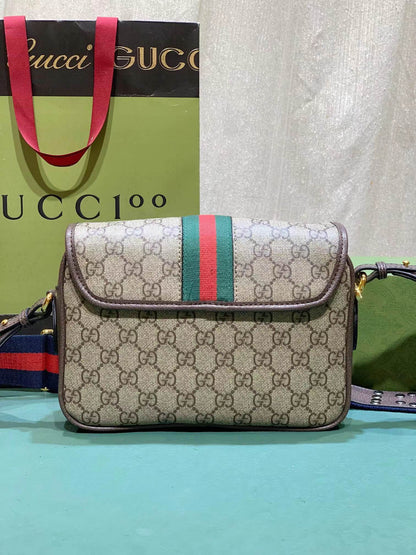 Anum Bags Detail