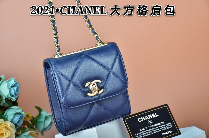 Anum Bags Detail