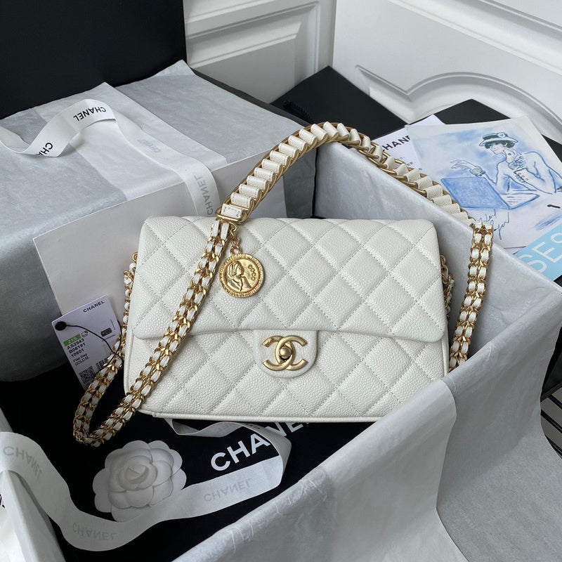 Anum Bags Detail