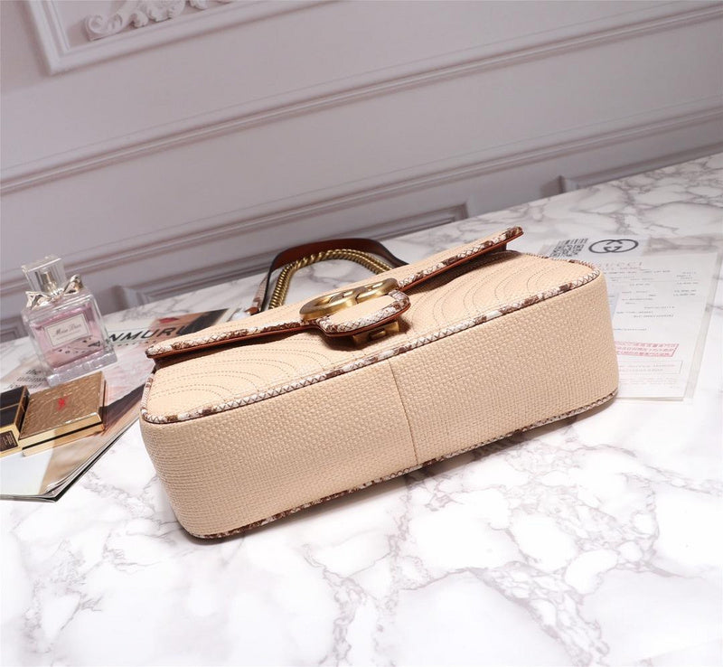 Anum Bags Detail