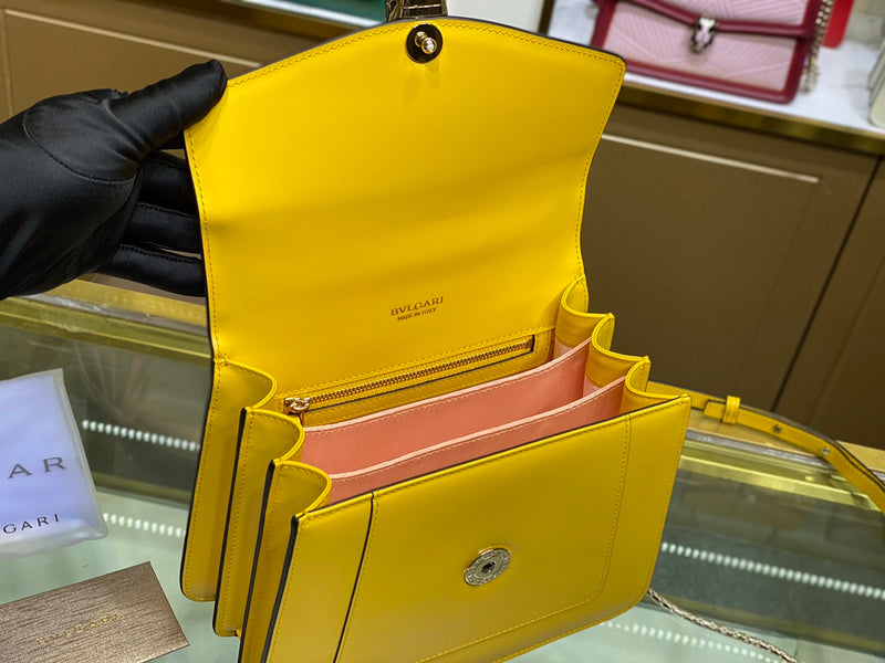 Anum Bags Detail