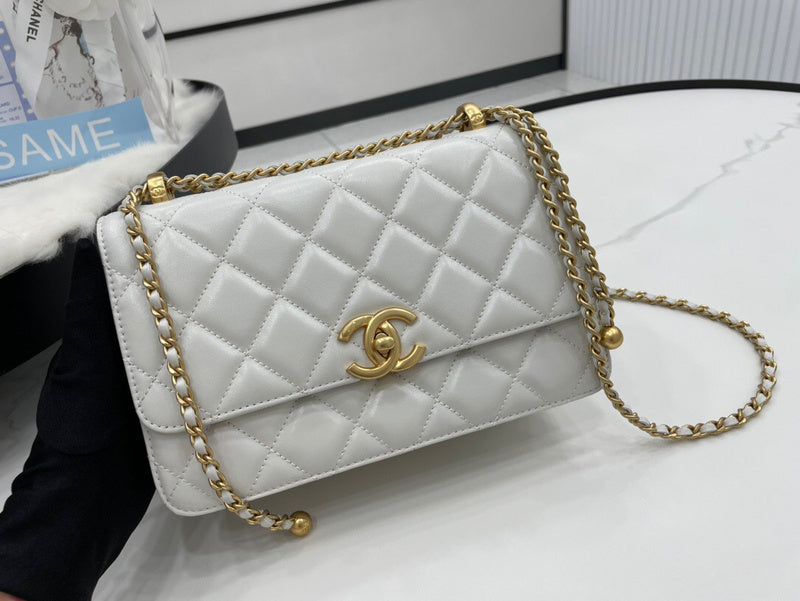 Anum Bags Detail