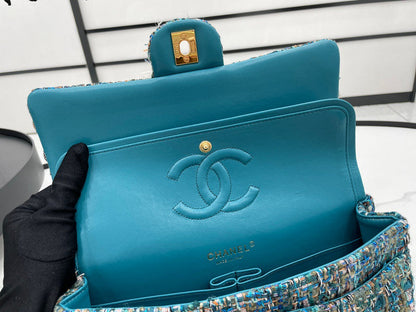 Anum Bags Detail