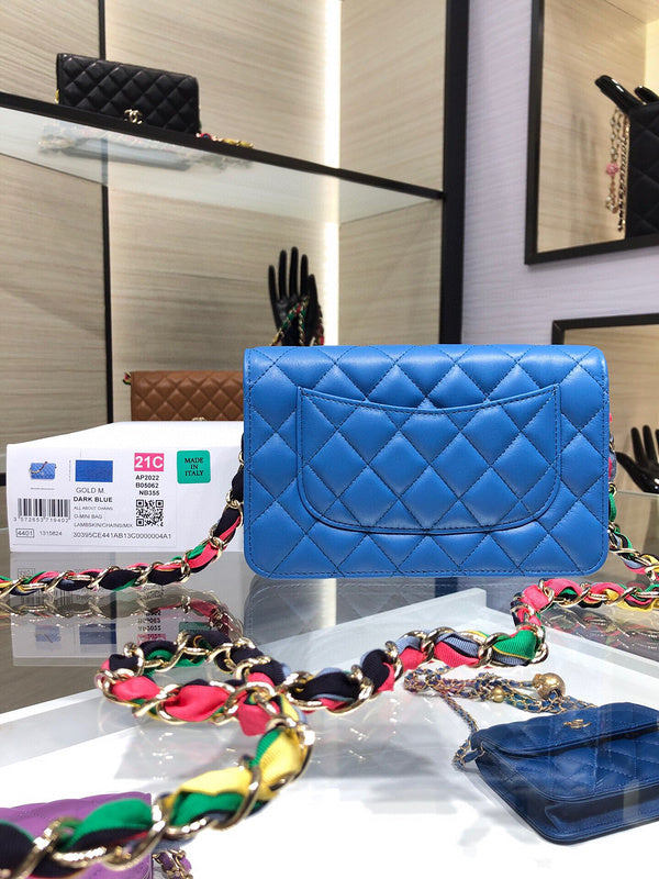 Anum Bags Detail