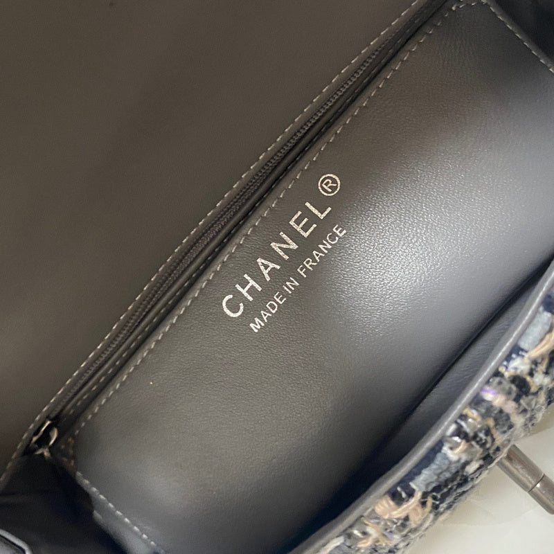 Anum Bags Detail