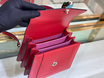 Anum Bags Detail